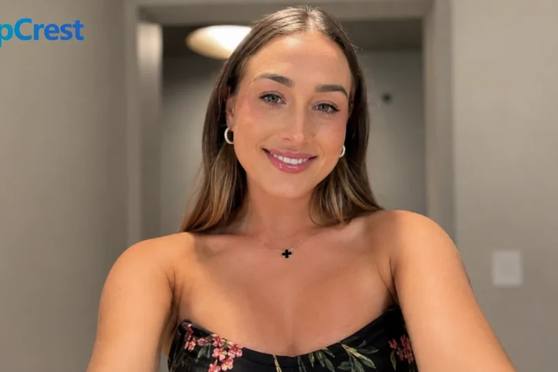 Chloe Dobbs Partner, Career and Private Life