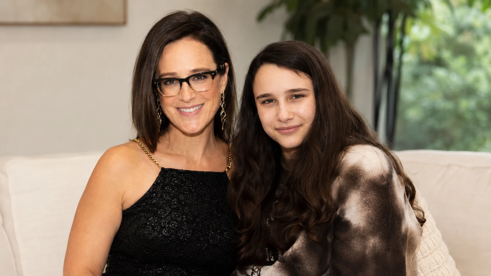 Growing Up With Kennedy as a Mother - pele velentina