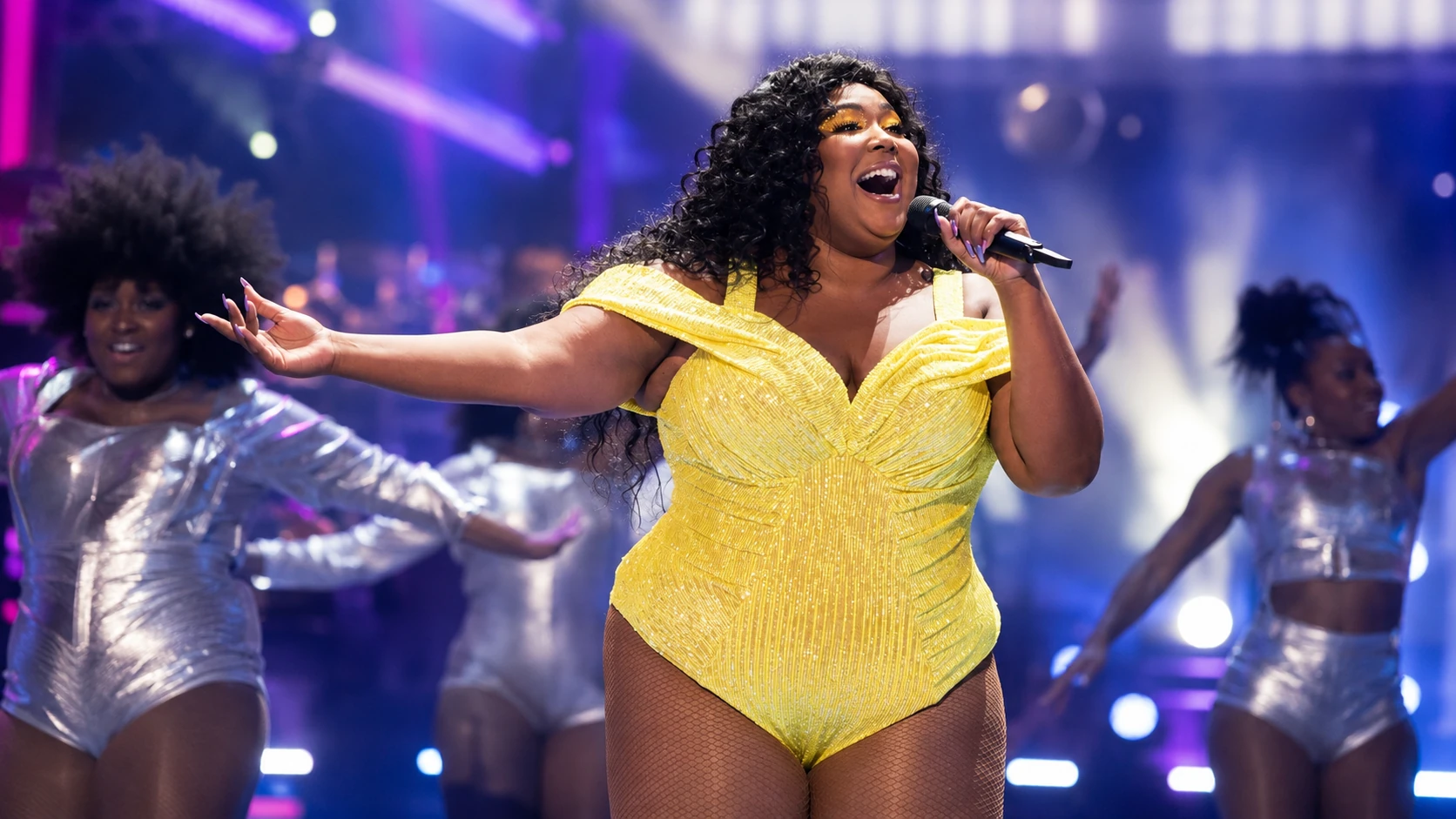 Breakthrough and Mainstream Fame - lizzo weight and height
