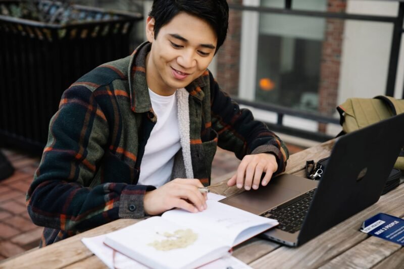 What Factors Should Students Consider Before Choosing Help With Assignment Services?