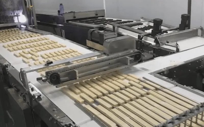 Capacity and Maintenance Factors in Wafer Roll Automation