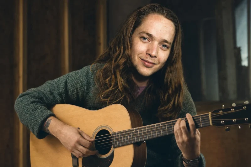 How Old Is Billy Strings? Age, Biography & Career