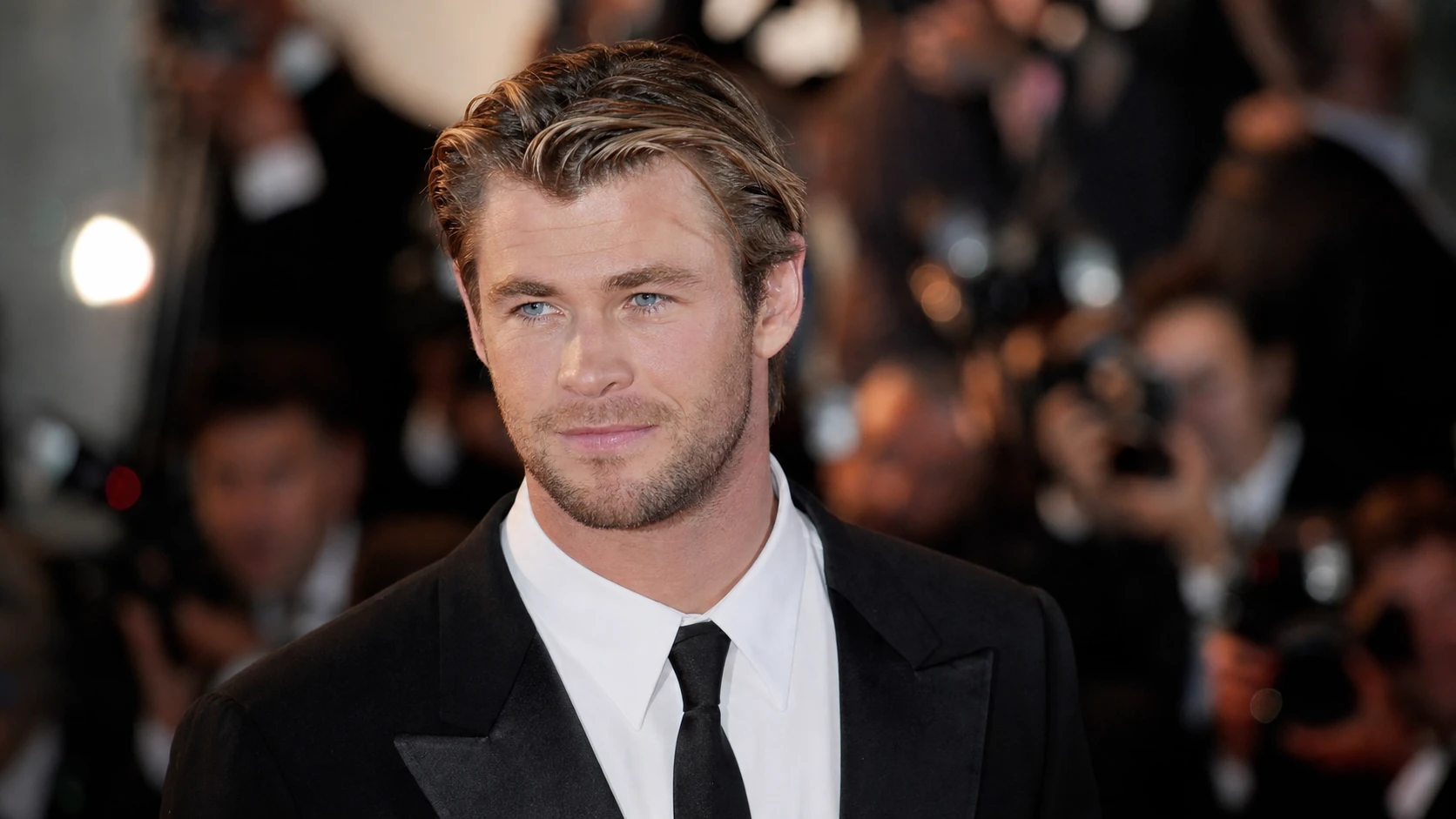 Chris Hemsworth’s Career Breakthrough - jon moeller and chris hemsworth