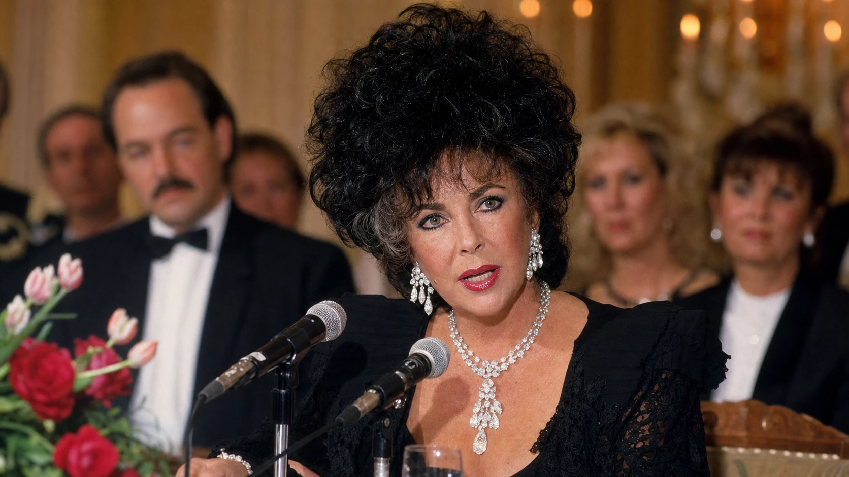 Elizabeth Taylor’s HIV/AIDS Activism - karen lynch and elizabeth taylor