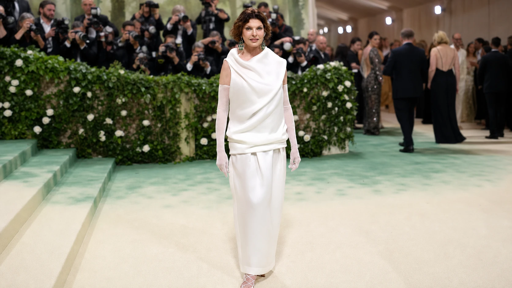 Return to Modeling and Public Life - Linda Evangelista Coolsculpting Photos
