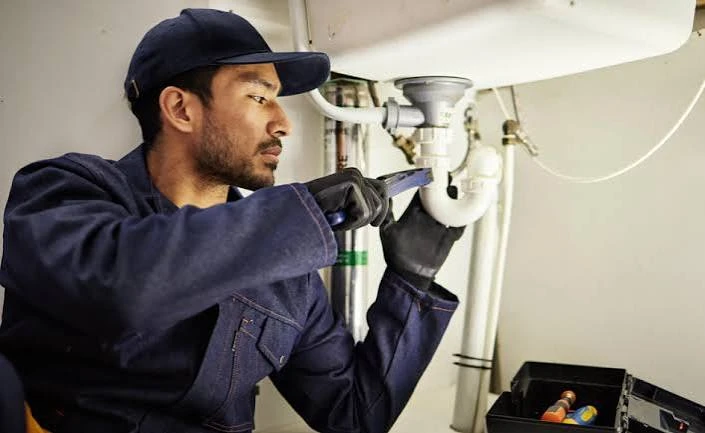 What Actually Happens During a Professional Leak Detection and Repair Survey