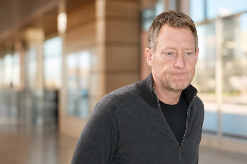 Savannah guthrie’s husband michael feldman arrived in arizona as search continues