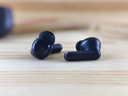 A Deep Dive into the World of True Wireless Noise-Cancelling Earbuds