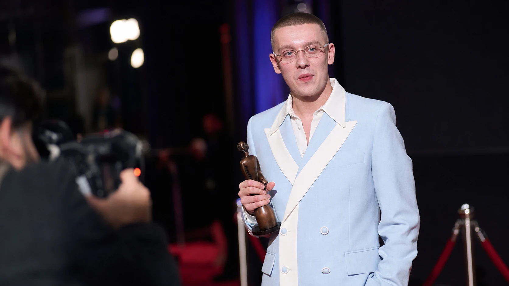 The records and awards that established him commercially - aitch net worth