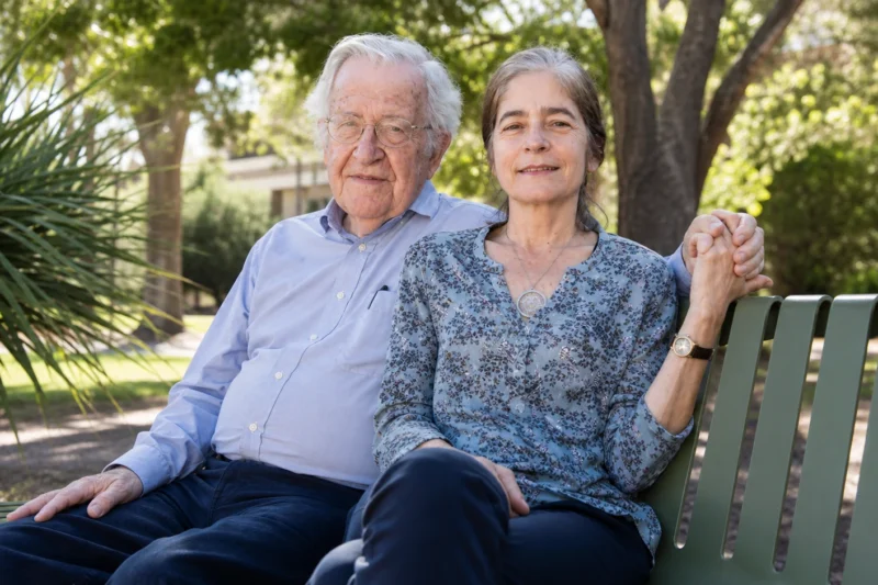 Valeria Wasserman Chomsky: Biography, Career and Life