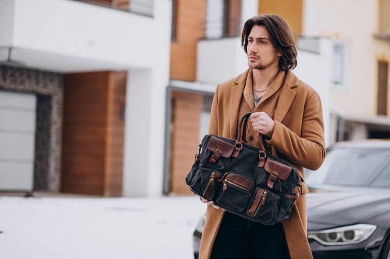 How Accessories and Fashion Pieces Create a Distinctive Personal Style