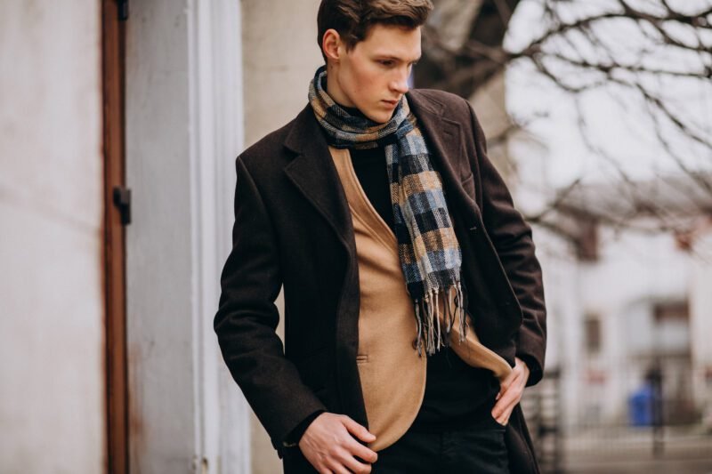 How a Luxury Scarf Adds Elegance and Personality to Modern Outfits